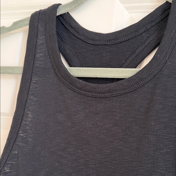 Vuori Black Tank Top - Picture 3 of 8